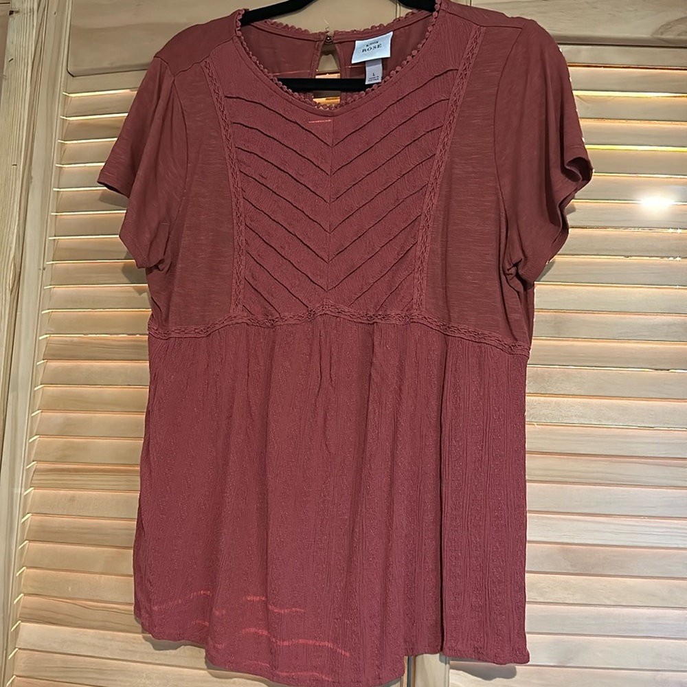 Short sleeve shirt